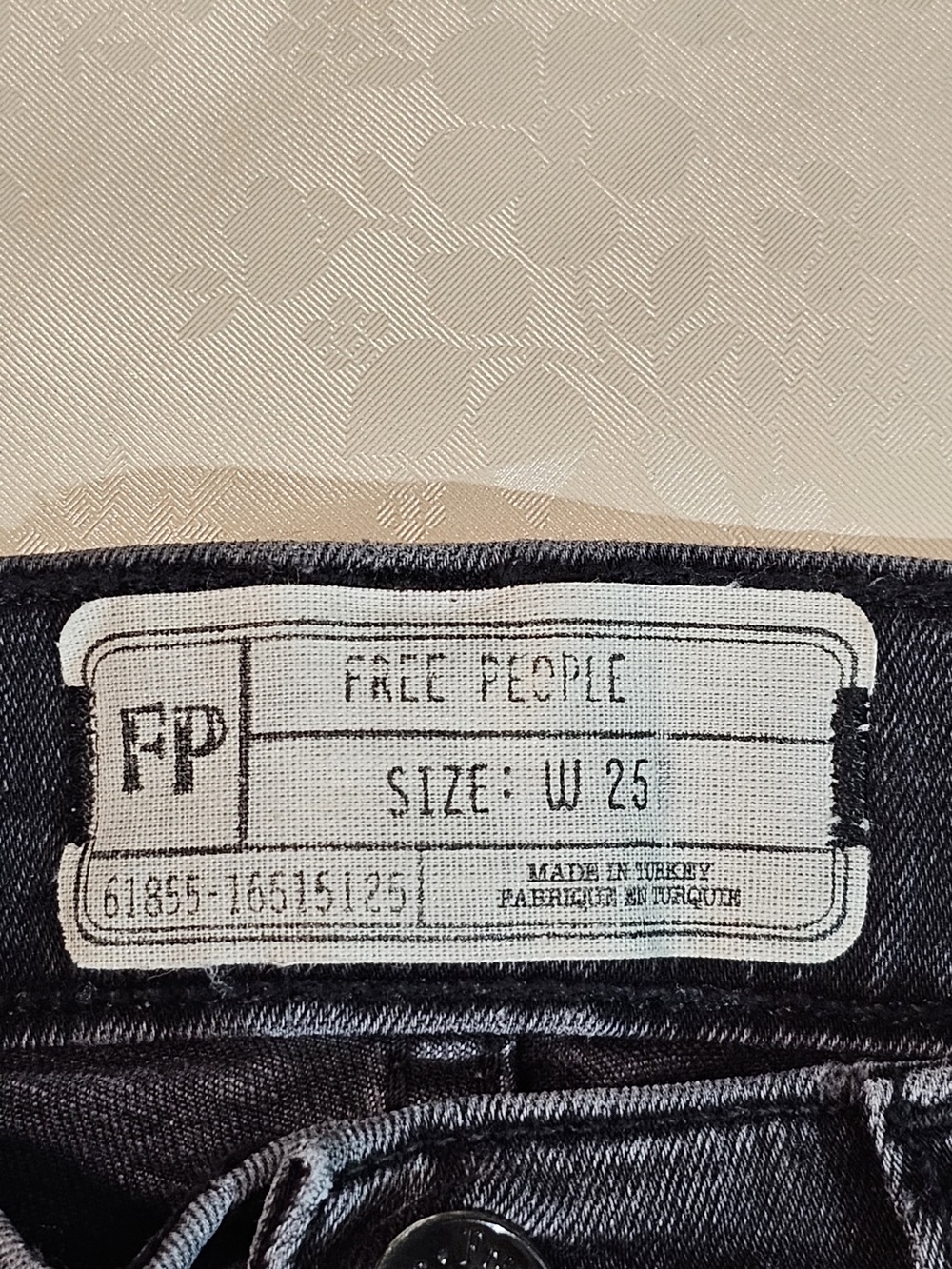 Free People Black Distressed Ripped Skinny Jeans Size 25 - Picture 8 of 11